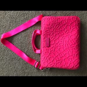 Marc Jacobs Messenger Bag/ 15in Laptop Case